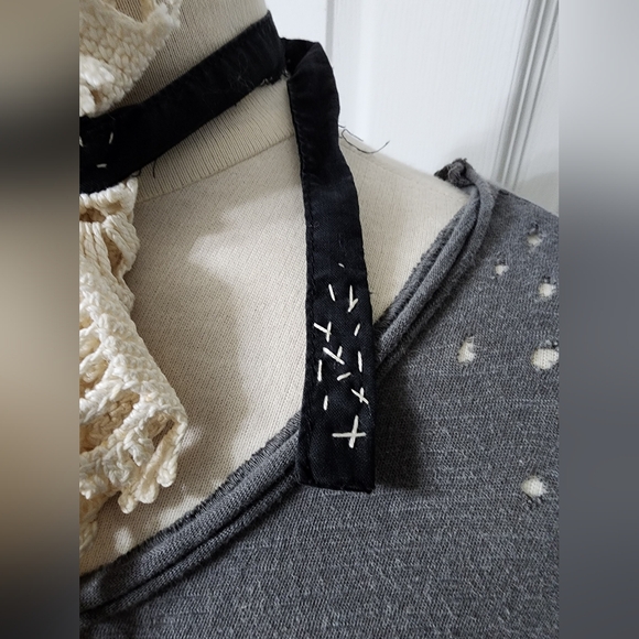 JABOT OOAK MOSSIE ANNA ARTISAN DESIGN NWT - Picture 7 of 12